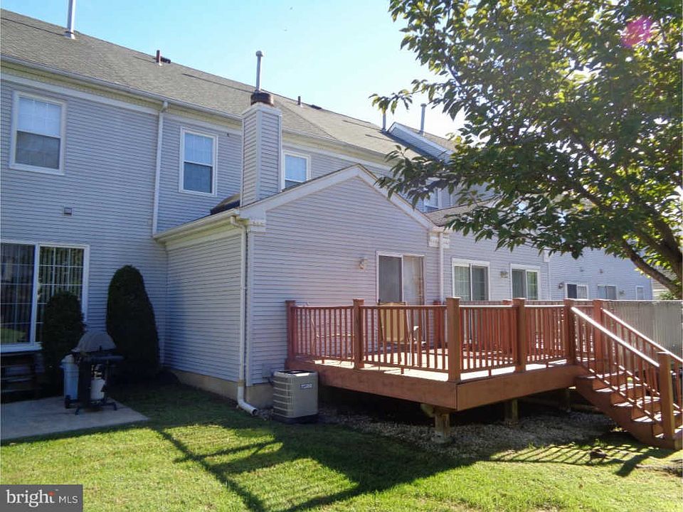 2nd image of 66 Victoria Dr