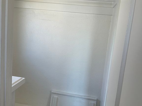 3rd image of 2906.5 E 7th St #1/2