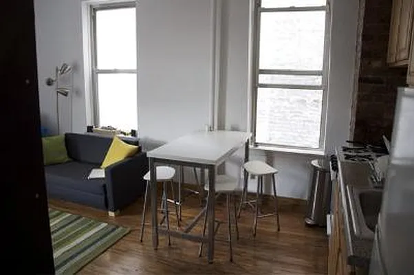 Rented by Corcoran | media 14