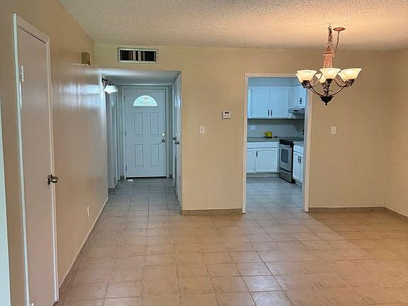 4th image of 707-2 Continental Dr