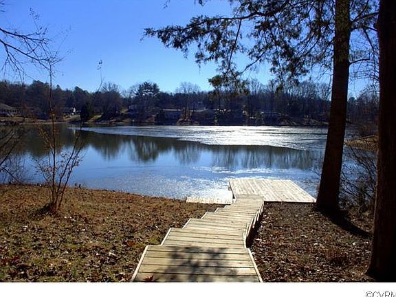 5th image of 2206 Una Ln