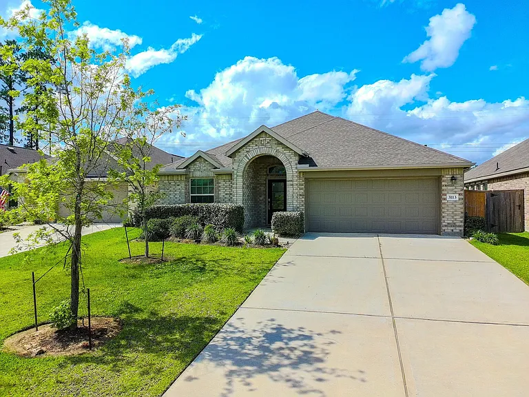 3113 Catalonion Ct — Photo 1