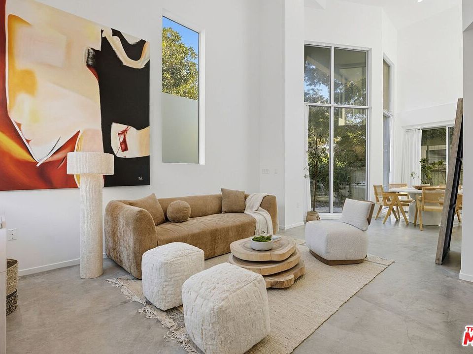 1244 14th St #A, Santa Monica, CA 90404 | MLS #26706671 | Zillow
