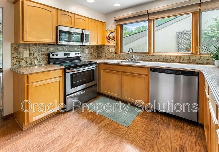 5360 Red Lake Ct — Photo 15