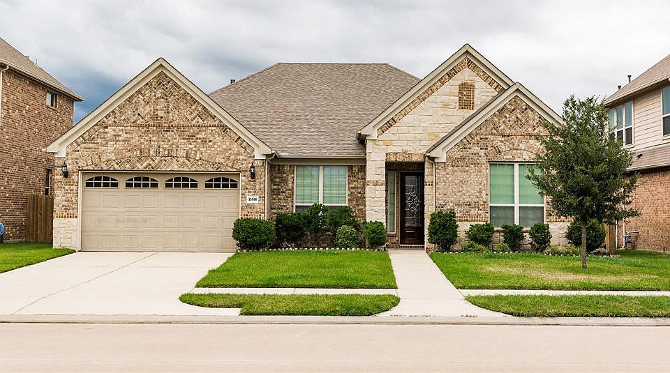 1st image of 25506 Somerset Meadows Ct