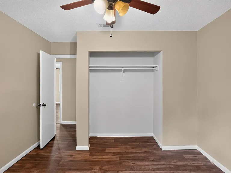 6701 Dickens Ferry Rd #68 — Photo 29