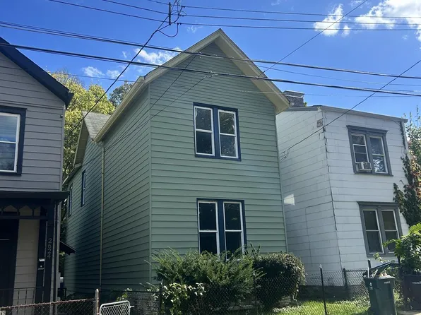 2622 Hemlock St, Cincinnati, OH 45206