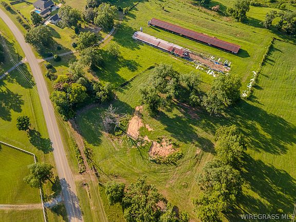 5th image of 2081 Bellwood Rd