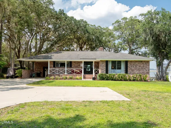 36 Stuart Town Ct, Beaufort, SC 29902
