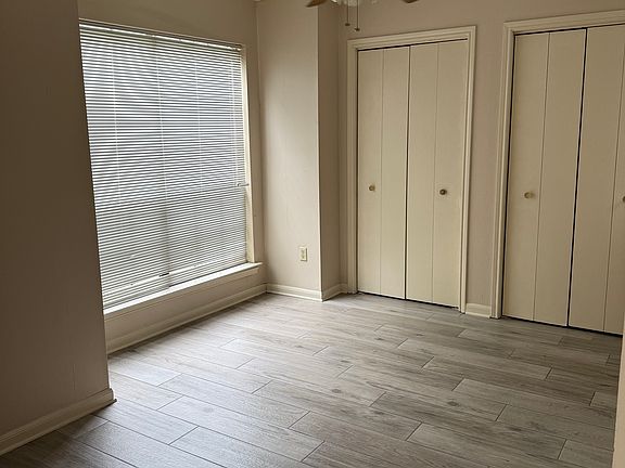 2nd image of 221 Antrim Dr APT C