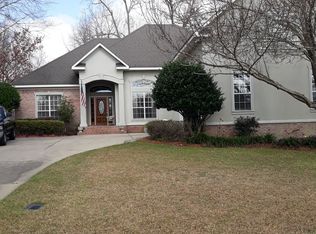 19194 Fairfax Dr, Fairhope, AL 36532