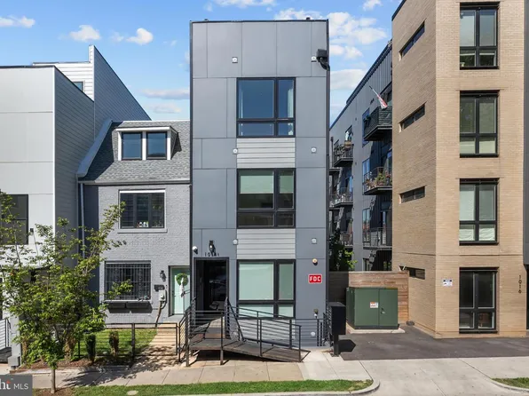 1014 1/2 17th Pl NE APT 4, Washington, DC 20002