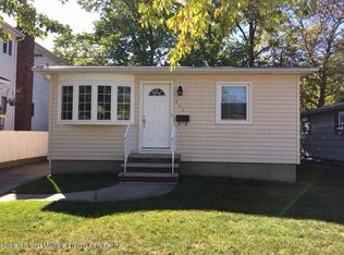 302 Pacific Ave, Staten Island, NY 10312
