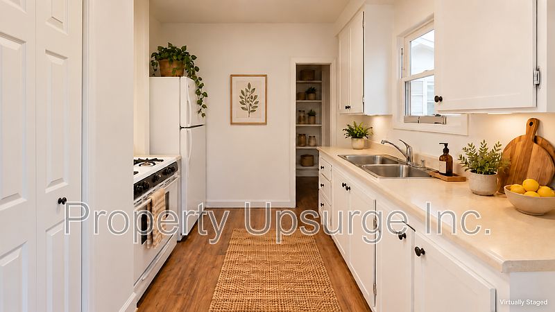 1st image of 1042 W Court Aly