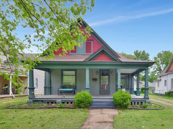 1934 N Park Pl, Wichita, KS 67203