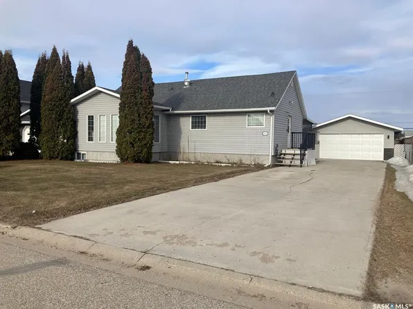 205 6th STREET N, Nipawin, SK S0E 1E0