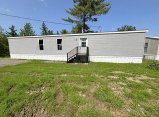 12 Finch Ln, Hermon, ME 04401