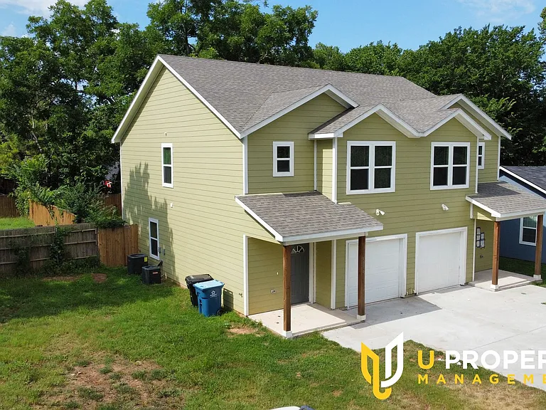 1014 W Ford St — Photo 26
