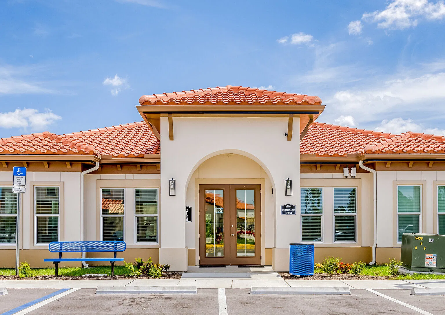 Palm Port — Photo 2