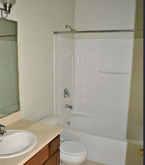 13020 Sunset Lake Dr — Photo 1