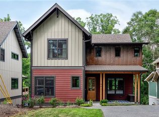 46 Hibriten Dr, Asheville, NC 28801