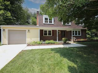 431 Cedar Ln, Mickleton, NJ 08056