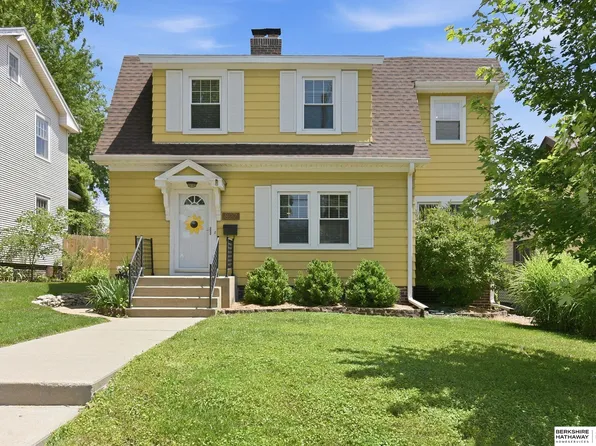827 S 55th St, Omaha, NE 68106