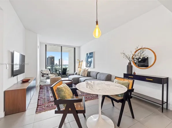 1600 NE 1st Ave APT 1201, Miami, FL 33132