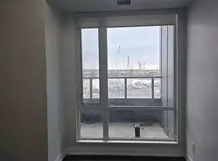 120 Bayview Ave #1A, Toronto, ON M5A0G4