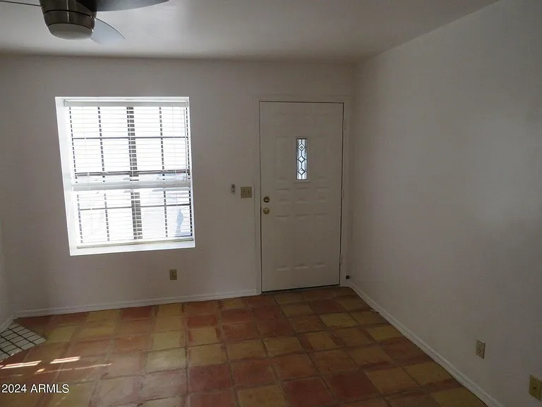 921 W University Dr #1129 — Photo 4