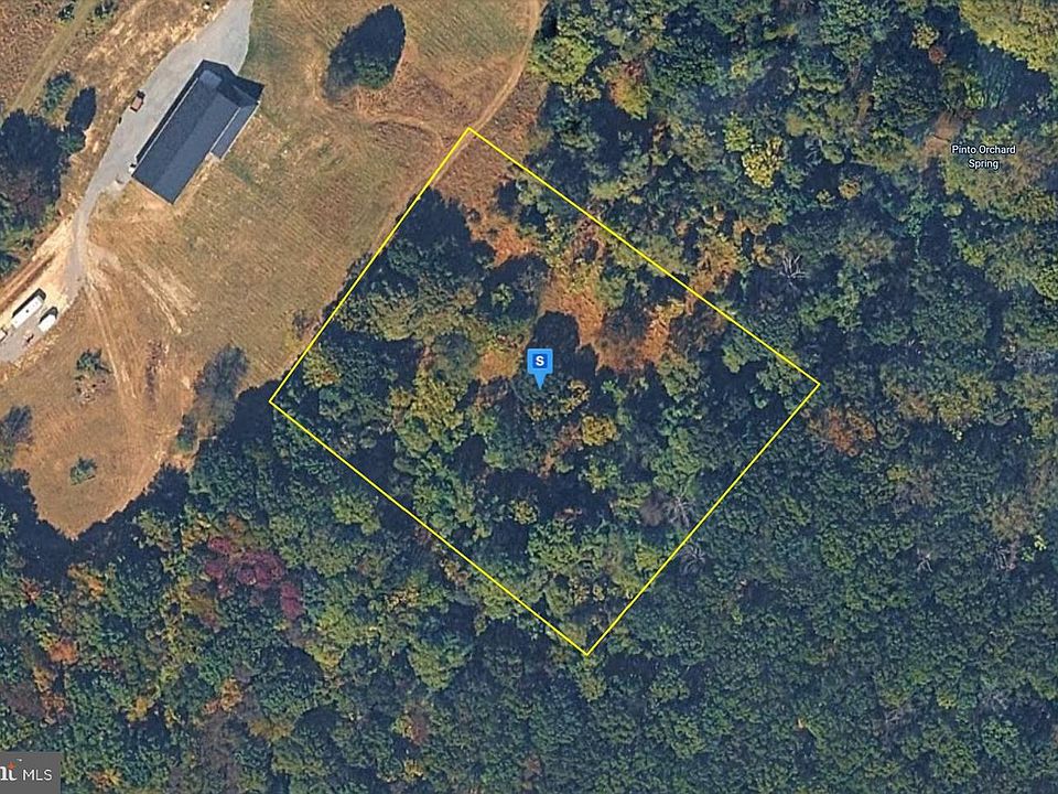 1st image of 685 Apple Tree Dr