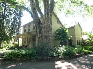 2580 Riverbend Rd, Allentown, PA 18103