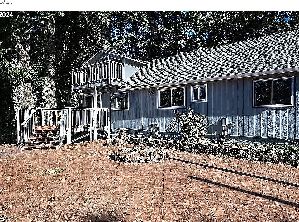 1st image of 42912 E Larch Mountain Rd