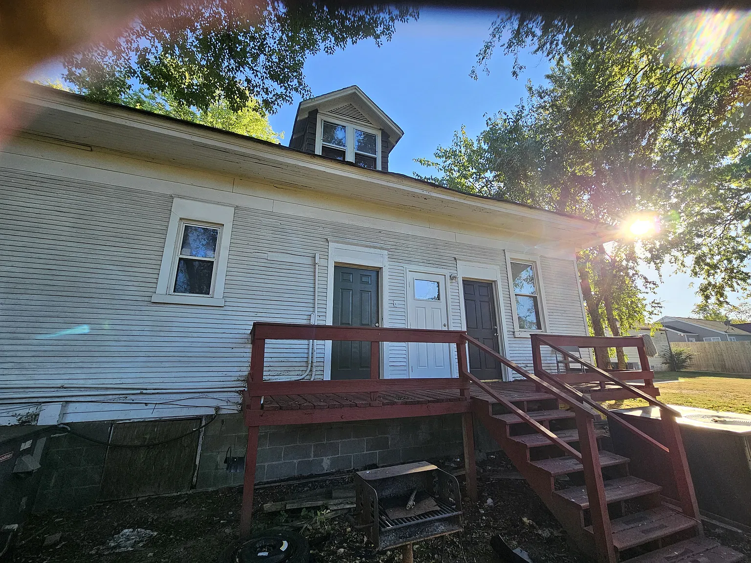 2 bed, 716 sqft, $1,300 — Photo 1