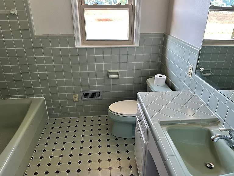 1653 Elijah Loftin Rd — Photo 12