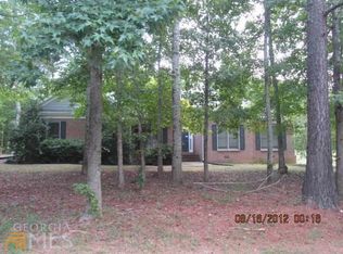 105 Manchester Rd, Fayetteville, GA 30215