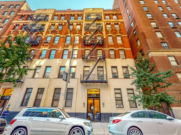 106 East 81st Street image 7 of 8