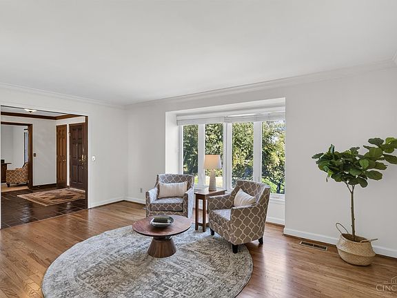 4th image of 7745 Ivygate Ln