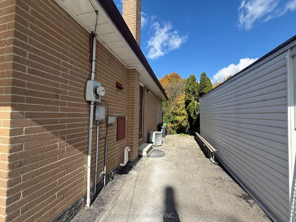 41 Brixham Ter #Basement, Toronto, ON M3M 2R9
