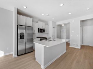 10324 Birchwood Cir, Victoria, MN 55318