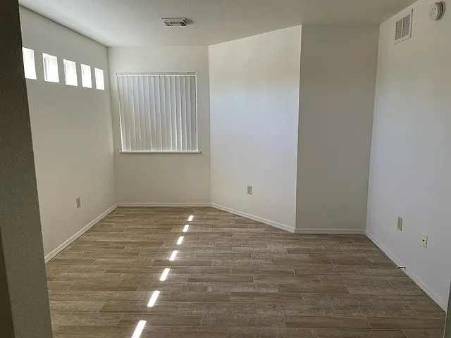 751 W Union St #1 — Photo 10