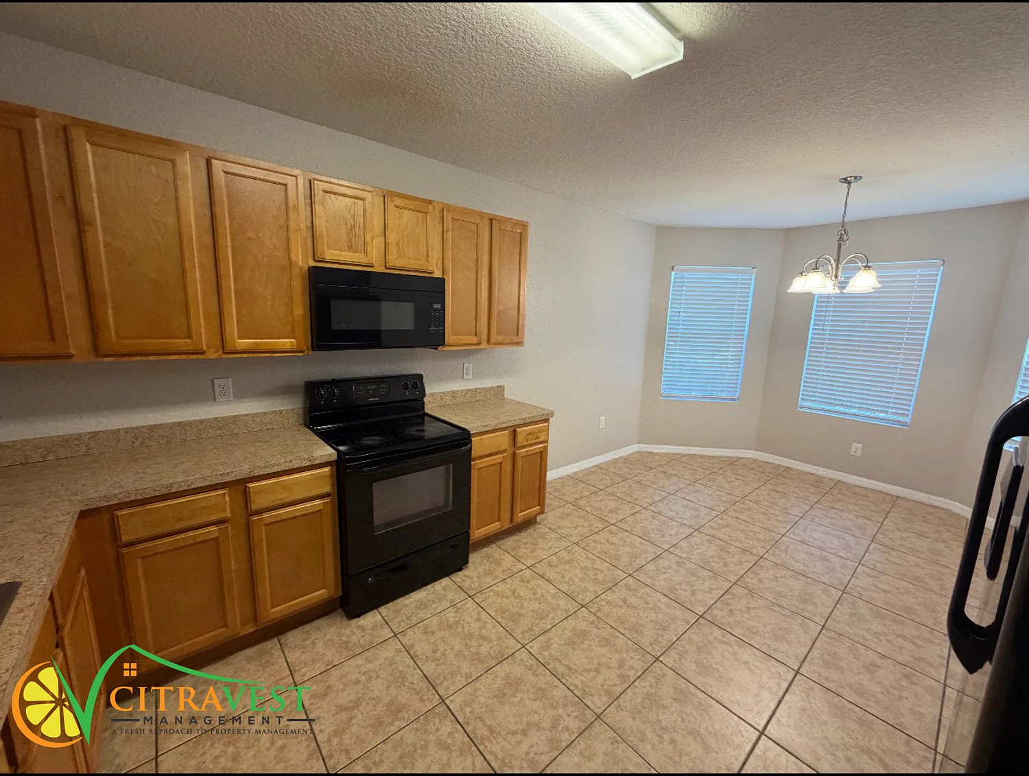 Winter Haven, Beautiful 3BR / 2BA Available! — Photo 4