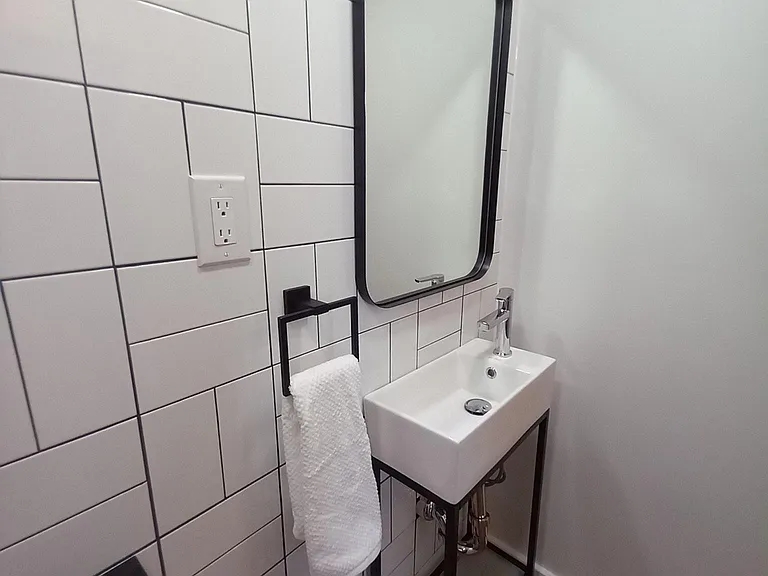 111 Remsen St #111 — Photo 12
