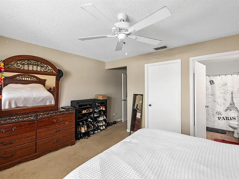 4045 Crockers Lake Blvd #11 — Photo 18
