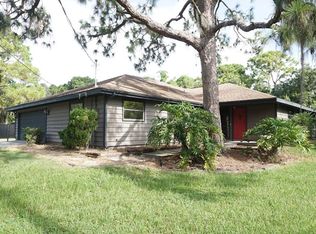 205 Gulf Ave, Nokomis, FL 34275