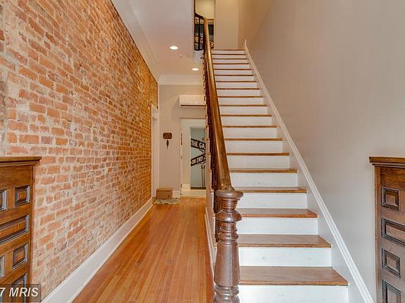 Building Entrance Foyer