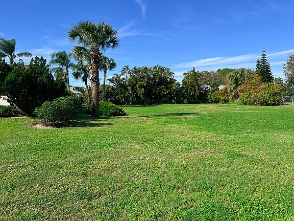2nd image of 121 15th Avenue