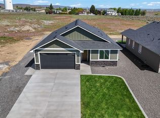 13 Parkside Loop, Ephrata, WA 98823