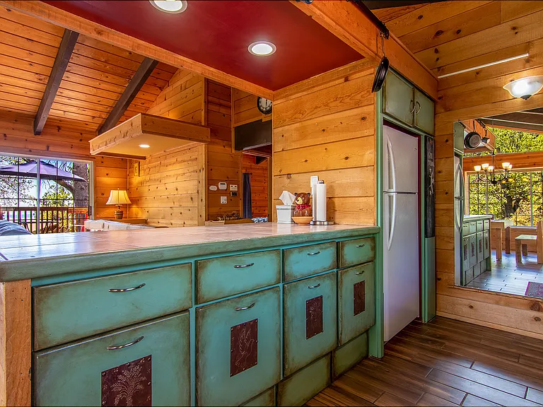 24800 Marion Ridge Dr — Photo 22