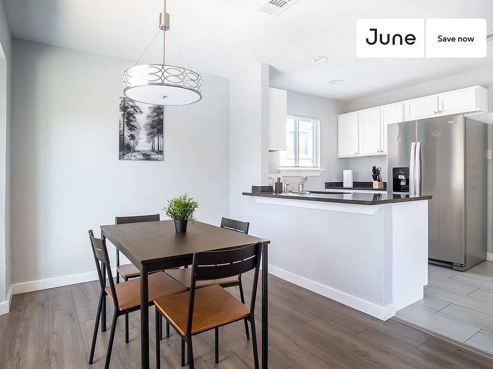 1st image of 10100 Oak Hollow Cir #14471699